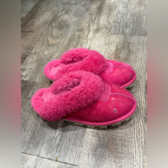UGG Pink Shearling Slippers - Picture 2 of 6